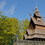 Keindahan Fantoft Stave Church