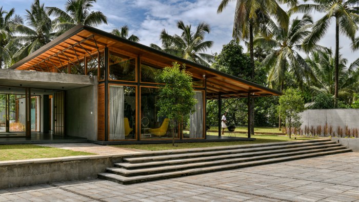 Rumah tropis dengan sentuhan modern